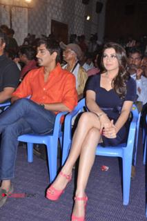 Hansika Motwani feet photo thumbnail