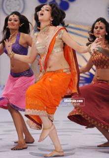 Kriti Kharbanda feet photo thumbnail