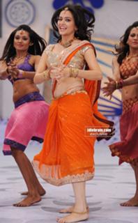 Kriti Kharbanda feet photo thumbnail