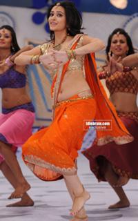 Kriti Kharbanda feet photo thumbnail