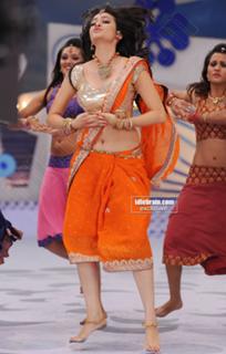 Kriti Kharbanda feet photo thumbnail