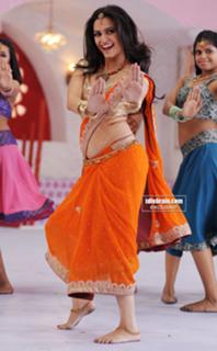 Kriti Kharbanda feet photo thumbnail
