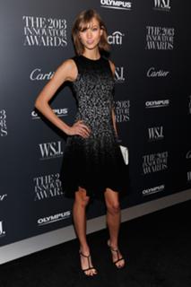 Karlie Kloss feet photo thumbnail