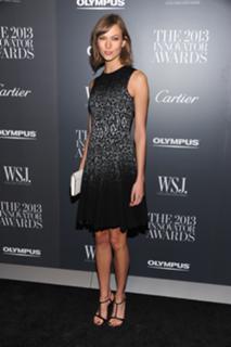 Karlie Kloss feet photo thumbnail