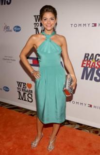 Maria Menounos feet photo thumbnail