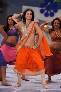 Kriti Kharbanda feet photo thumbnail