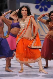 Kriti Kharbanda feet photo thumbnail