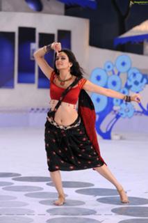 Kriti Kharbanda feet photo thumbnail
