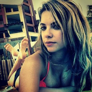 Ashley Benson feet photo thumbnail