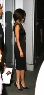 Selena Gomez feet photo thumbnail