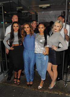 Perrie Edwards feet photo thumbnail