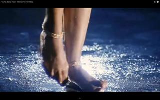 Raveena Tandon feet photo thumbnail