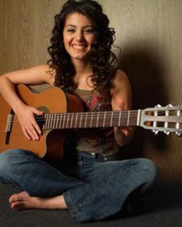 Katie Melua feet photo 2