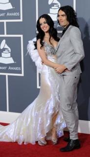 Katy Perry feet photo thumbnail