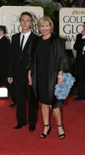 Emma Thompson feet photo thumbnail
