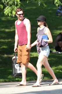 Jennifer Lawrence feet photo thumbnail