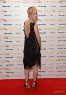 Jennifer Lawrence feet photo thumbnail