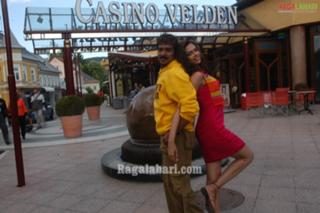 Deepika Padukone feet photo thumbnail