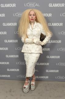 Lady Gaga feet photo thumbnail