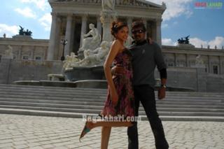 Deepika Padukone feet photo thumbnail