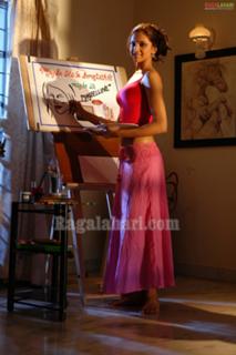 Deepika Padukone feet photo thumbnail