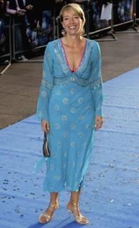 Emma Thompson feet photo thumbnail