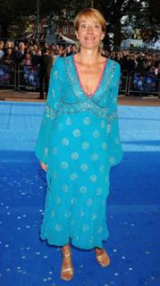 Emma Thompson feet photo thumbnail