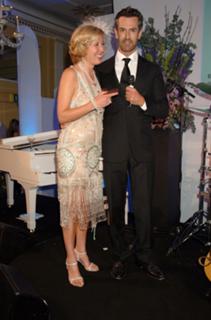 Emma Thompson feet photo thumbnail