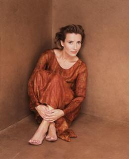 Emma Thompson feet photo thumbnail