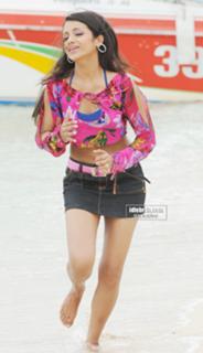 Trisha Krishnan feet photo thumbnail