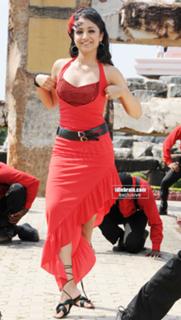 Trisha Krishnan feet photo thumbnail