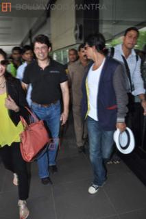 Madhuri Dixit feet photo thumbnail