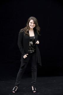 Katie Stevens feet photo 4