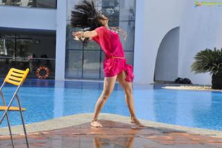 Taapsee Pannu feet photo thumbnail
