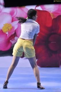 Taapsee Pannu feet photo thumbnail