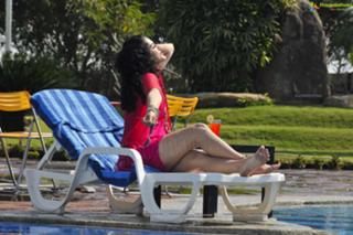Taapsee Pannu feet photo thumbnail