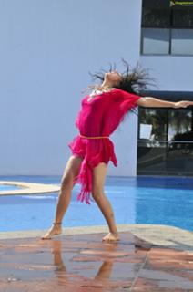 Taapsee Pannu feet photo thumbnail