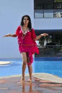 Taapsee Pannu feet photo thumbnail