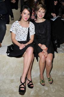 Léa Seydoux feet photo thumbnail