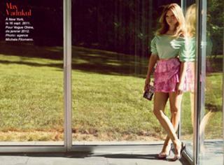 Léa Seydoux feet photo thumbnail