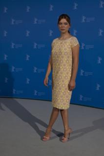 Léa Seydoux feet photo thumbnail