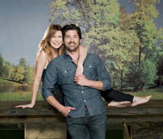 Ellen Pompeo feet photo thumbnail