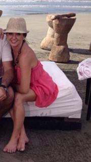 Andrea Legarreta feet photo thumbnail