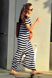 Minka Kelly feet photo thumbnail