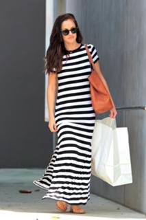 Minka Kelly feet photo thumbnail