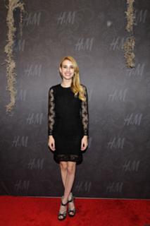 Emma Roberts feet photo thumbnail