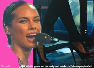 Alicia Keys feet photo thumbnail