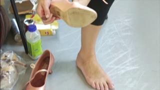 Rachel Riley feet photo thumbnail