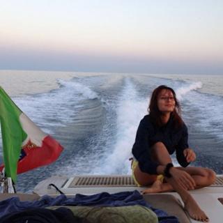 Anna Safroncik feet photo thumbnail