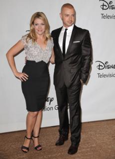 Melissa Joan Hart feet photo thumbnail